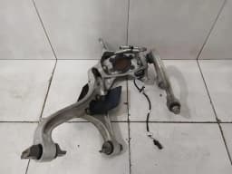 MCLAREN McLaren 720S Coupe Right Front Hub 14B0721CP Wheel Bearing Housing Front Right — thumbnail 10