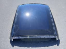 PORSCHE Porsche Taycan 9J Sunroof 9J1877069Y Sunroof — thumbnail 7
