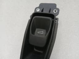 FERRARI Ferrari 296 GTS F171 ENGINE COMPARTMENT LID OPENER HANDLE 940321 Switch GTB — thumbnail 4