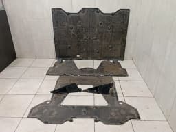 PORSCHE Porsche 911 992 Undertray Set 992825505 Underbody Trim Defect 992825521C — thumbnail 1