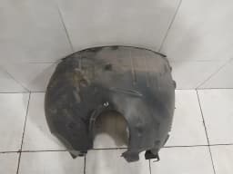 AUDI Audi R8 Type 42 5.2 V10 Coupe Wheel Arch Liner 420821171E FL Wheel Arch Cover — thumbnail 4