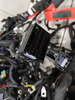 MCLAREN McLaren 720S Coupe Wiring Loom MAIN RHD Wiring Harness Harness Right Hand Drive UK — thumbnail 4