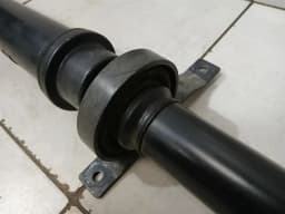 AUDI AUDI R8 TYPE 42 5.2 V10 COUPE Propshaft 420521101C Propshaft — thumbnail 4