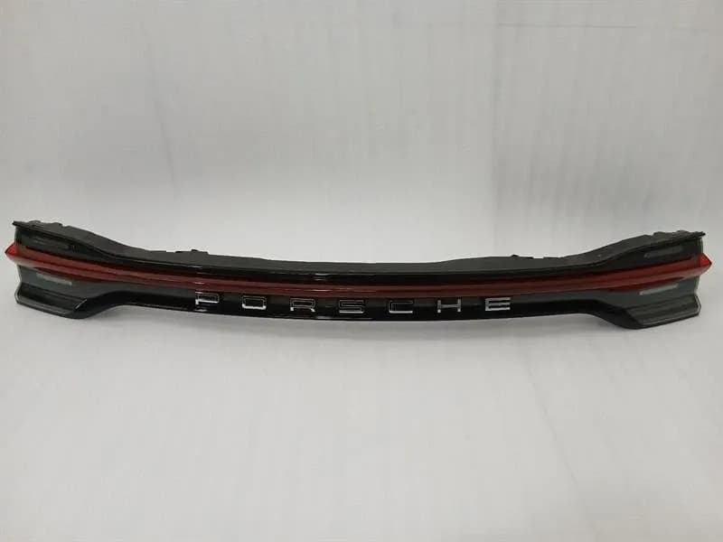 PORSCHE Porsche Macan 95B Rear Centre LED Light 95B945208 Rear Light Rear Centre LED