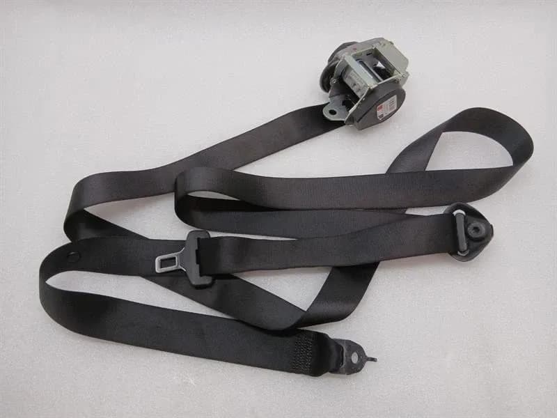 Mercedes GLS63 AMG left rear seat belt A1668602585 seat belt rear left