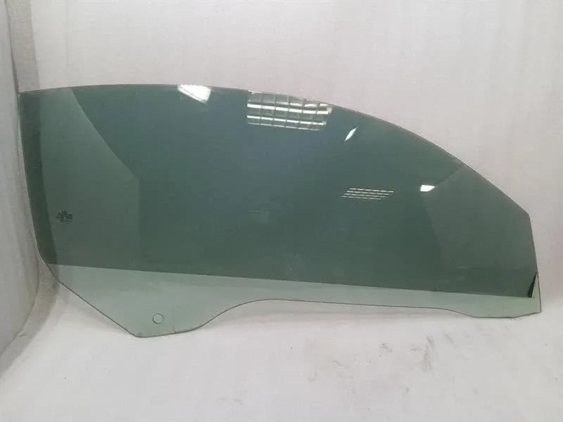 AUDI AUDI R8 TYPE 42 5.2 V10 Right Front Door Glass 420845202A COUPE Türscheibe Re