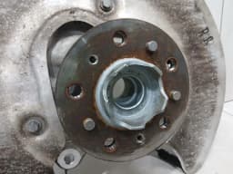 BMW BMW 3 Series M3 G80 G20 Right Rear Hub 8095658 Wheel Bearing Housing Rear Right — thumbnail 3