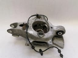 FERRARI Ferrari FF F151 right rear hub 276810 wheel bearing housing rear bearing defect — thumbnail 3