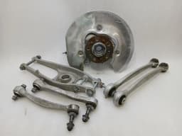 BMW BMW 3 Series M3 G80 G20 Right Rear Hub 8095658 Wheel Bearing Housing Rear Right — thumbnail 1