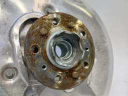 BMW BMW 3 Series M3 G80 G20 Right Rear Hub 8095658 Wheel Bearing Housing Rear Right — thumbnail 4