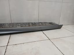 AUDI Audi R8 Type 42 5.2 V10 Coupe Side Skirt 420853856D RH Side Skirts RIGHT — thumbnail 3