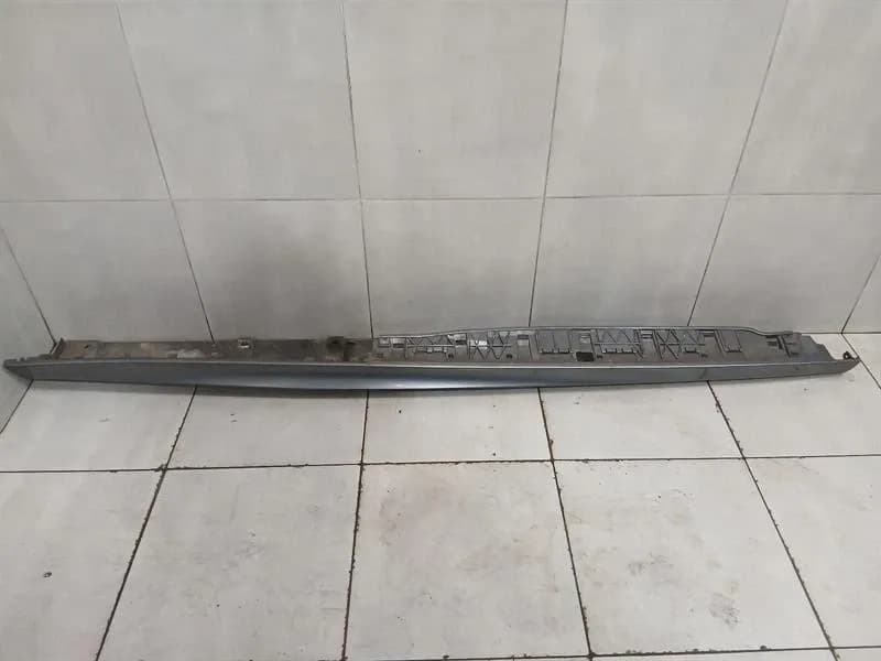 AUDI Audi R8 Type 42 5.2 V10 Coupe Side Skirt 420853856D RH Side Skirts RIGHT