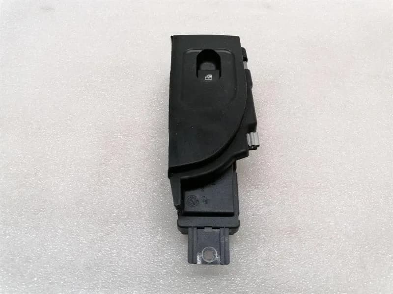 Maserati Granturismo M145 Window Switch 215015 Switch RHD