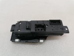 MASERATI Maserati Granturismo M145 Window Switch 215015 Switch RHD — thumbnail 5