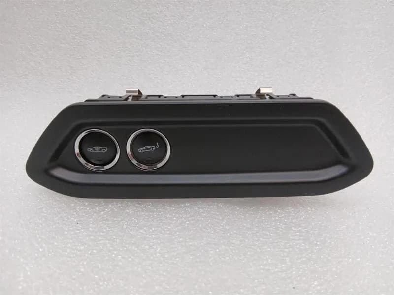MCLAREN McLaren 720S Coupe Switch 14M0053CP Switch