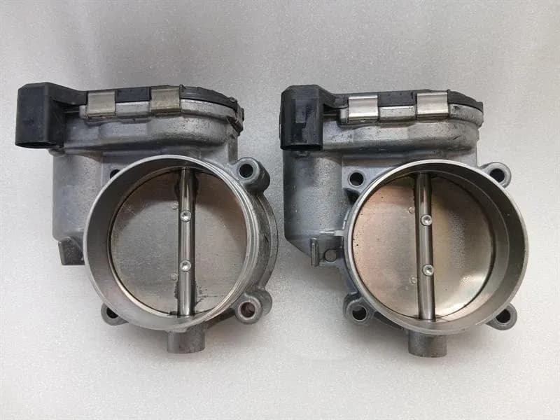 AUDI AUDI R8 4S PERFORMANCE THROTTLE BODY 07L133062K SET OF 2 THROTTLE BODY KIT