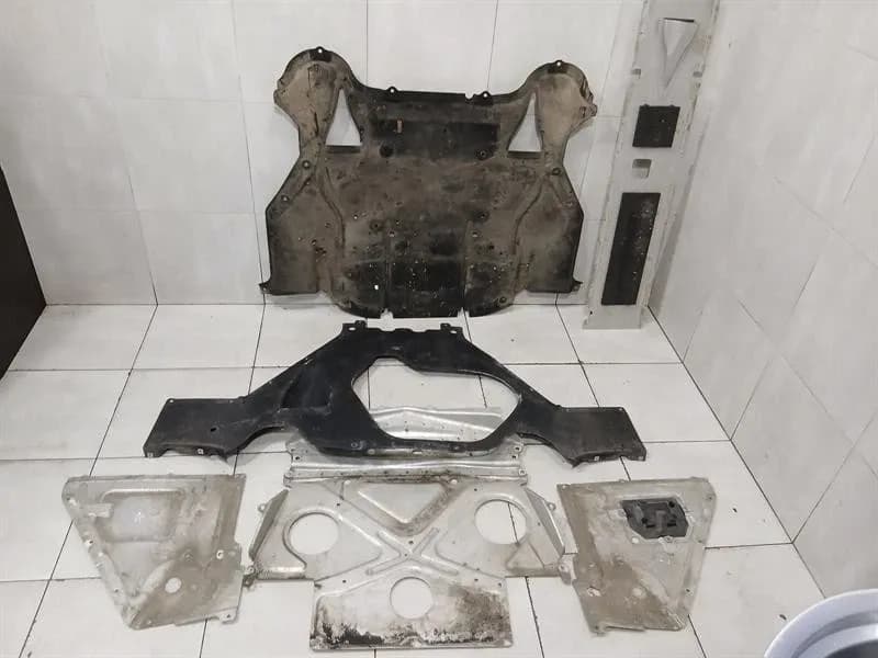 AUDI AUDI R8 4S AWD Undertray 4S0825201C SET Underbody Trim SET