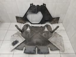 LAMBORGHINI Lamborghini Huracan LP640 EVO SPYDER Undertray 4T0825205 Underbody Trim — thumbnail 2