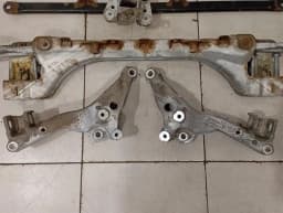 PORSCHE Porsche 911 991 Rear Subfram 99133126106 Rear Axle 99133115205 — thumbnail 2