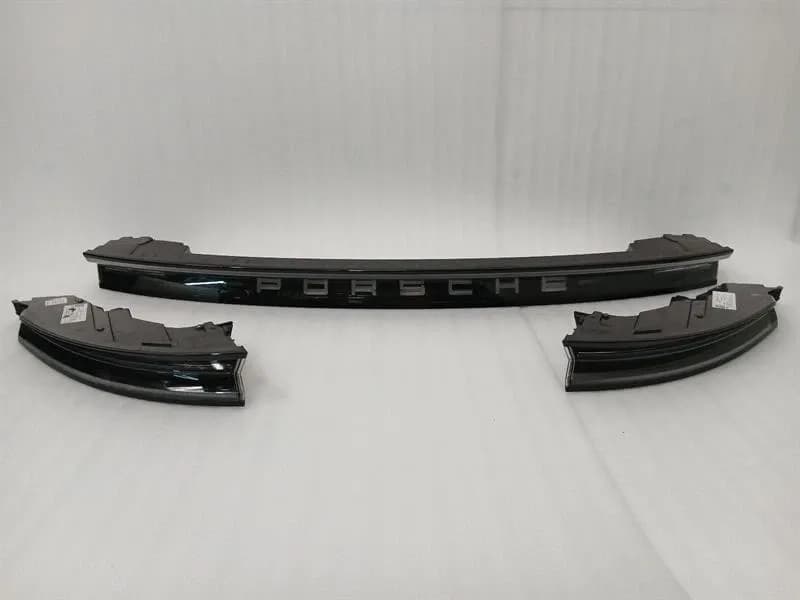 PORSCHE Porsche Taycan 9J rear end light set 9J1945081P rear taillight set set EU