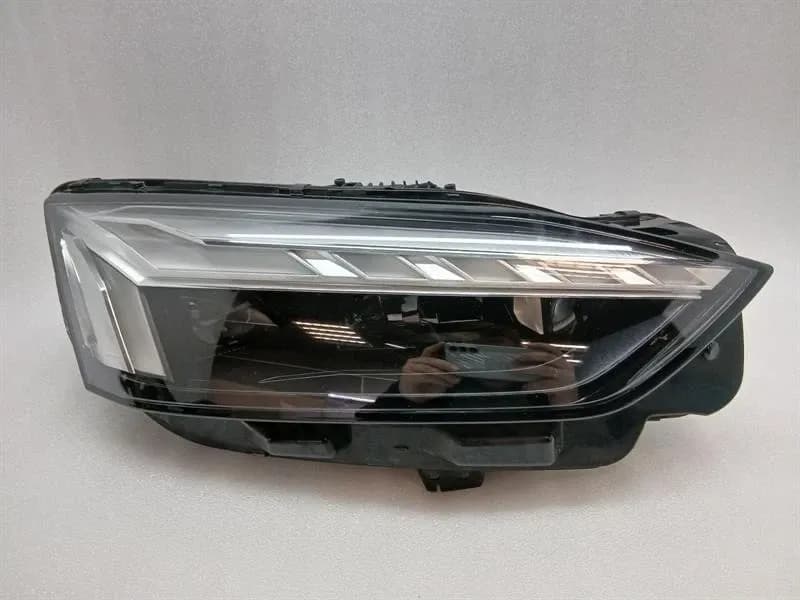 AUDI Audi RS5 F5 8W6 B9 15-24 Right Headlight 8W6941040A Headlight Right Matrix