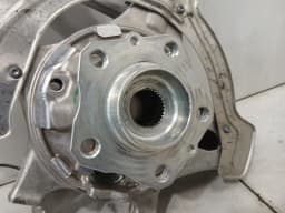 FERRARI Ferrari 296 GTS F171 Right Rear Hub 843963 Wheel Bearing Housing Rear Right — thumbnail 3