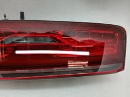 AUDI Audi R8 Type 42 5.2 V10 right rear light 420945096K tail light rear right — thumbnail 3