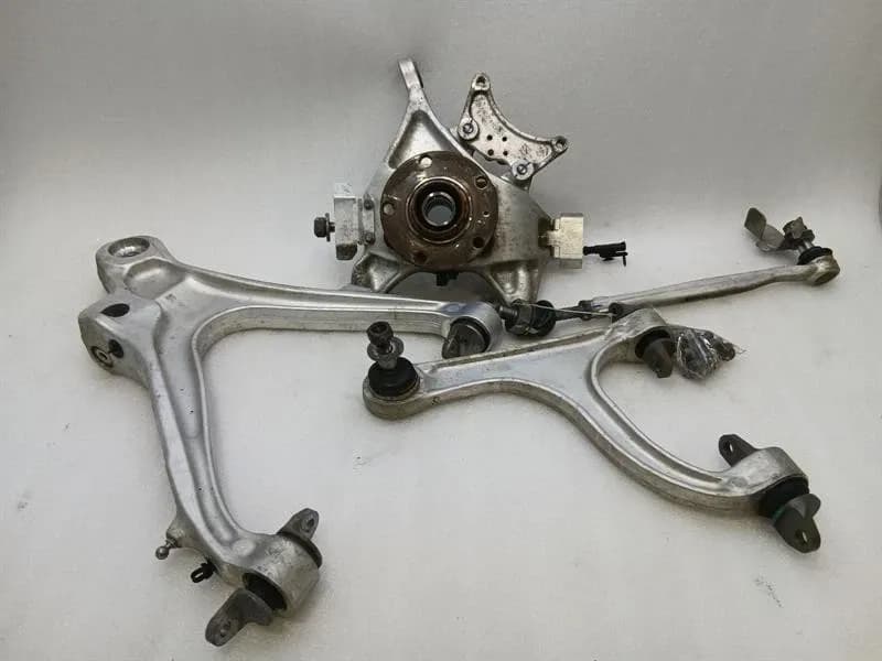 McLaren 720S Coupe Right Rear Hub 14BA024CP Wheel Bearing Housing Rear Right SET