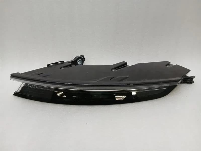 Porsche Taycan 9J right rear light 9J1945092G tail light rear right