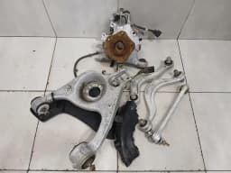 PORSCHE Porsche Taycan 9J Right Rear Hub 971505436F Wheel Bearing Housing Rear Right — thumbnail 1