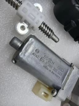 FERRARI Ferrari 296 GTS F171 Seat El. Engine Set 18395 RH Seat Wiring + Motors Seat — thumbnail 6