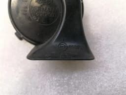 PORSCHE Porsche 911 996 Horn 99663520504 Horn Fanfare Low Tone — thumbnail 4