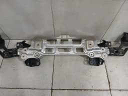 PORSCHE Porsche Cayman 718 GT4 holder bracket 982827204C holder carrier for rear spoiler — thumbnail 2