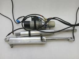 PORSCHE Porsche 911 996 Soft Top Hydraulic Pump 99656130702 Top Hydraulic Pump — thumbnail 2