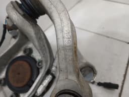 MCLAREN McLaren 720S Coupe Left Front Hub 14B0710CP Wheel Bearing Housing Front Left — thumbnail 8