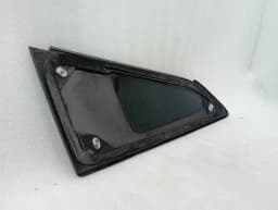 CHEVROLET Chevrolet Corvette C7 Left Rear 1/4 Glass 84250100 Door Window 1/4 Rear LH — thumbnail 4
