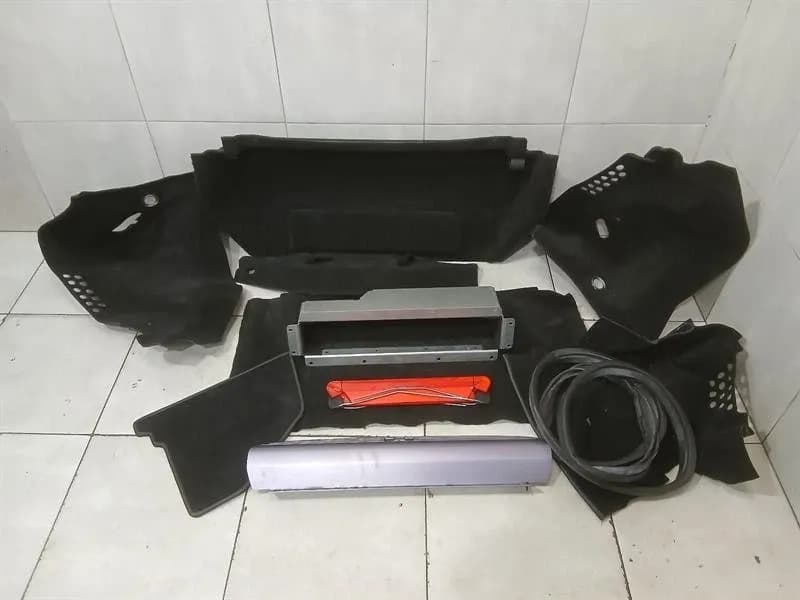 ASTON MARTIN Aston Martin DB9 COUPE Boot Lid Cover 4G43-45456-CC Boot Liner