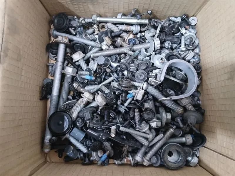 AUDI AUDI R8 4S PERFORMANCE SCREWS BOLTS FROM ONE CAR SET KIT BOLTS