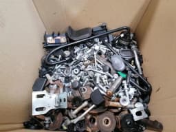 MASERATI MASERATI GRANTURISMO M145 SCREWS BOLTS FROM ONE CAR BOLTS — thumbnail 1