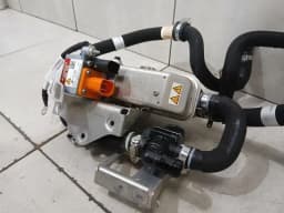 FERRARI FERRARI 296 GTS F171 814467 HV BATTERY HEATER + PUMP + VALVE 838313 797425 — thumbnail 4