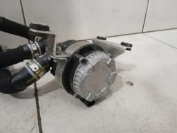 FERRARI FERRARI 296 GTS F171 814467 HV BATTERY HEATER + PUMP + VALVE 838313 797425 — thumbnail 8