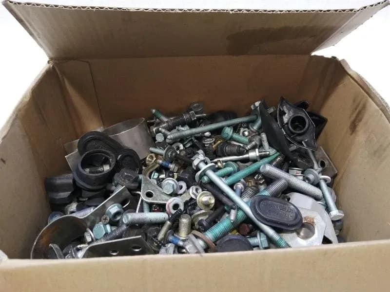 PORSCHE PORSCHE BOXSTER 986 SCREWS BOLTS FROM ONE CAR BOLTS