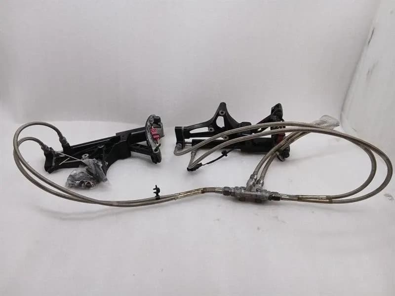 McLaren 650S Spider 14-17 11A4671CP SPOILER DRIVE HYDRAULICS