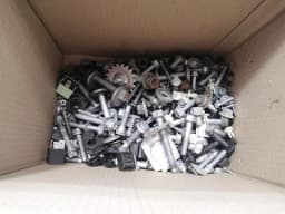PORSCHE PORSCHE BOXSTER 718 SCREWS BOLTS FROM ONE CAR SET BOLTS — thumbnail 2