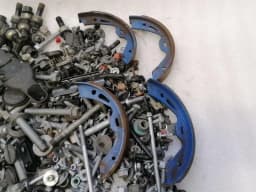 PORSCHE PORSCHE CAYMAN 718 SCREWS BOLTS FROM ONE CAR SCREWS — thumbnail 7