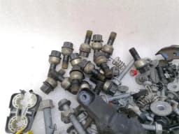 PORSCHE PORSCHE CAYMAN 718 SCREWS BOLTS FROM ONE CAR SCREWS — thumbnail 8
