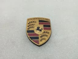 PORSCHE Porsche 911 996 Logo Emblem Badge 99655921100 — thumbnail 1