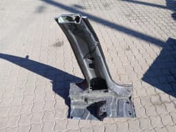 PORSCHE Porsche Taycan 9J 9J1809085Y LH B POST body part side skirt — thumbnail 7