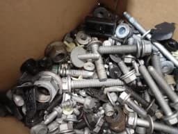 PORSCHE PORSCHE BOXSTER SPYDER 718 SCREWS BOLTS FROM ONE CAR SET BOLTS — thumbnail 9