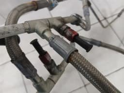 MCLAREN McLaren 720S Coupe Pipe 14B0676CP REAR SHOCK Hose Rear Suspension — thumbnail 8